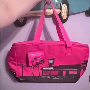 NWT pink Trader Joe’s reusable insulated tote